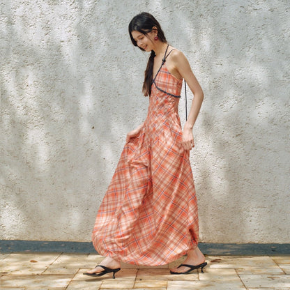 V-neck color-blocked beaded halter-neck belted dress